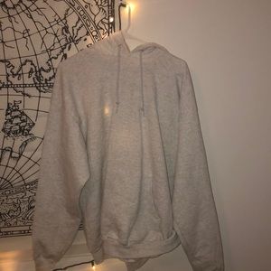 BASIC HANES OVERSIZED HOODIE